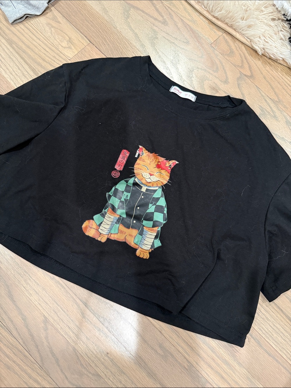 ROMWE Black Crewneck Tee